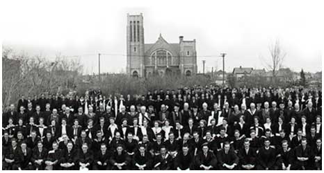 Convocation photo in front of Third Avenue United Church b-150.jpg